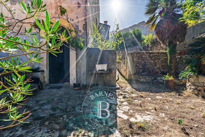 Image No.9-House for sale