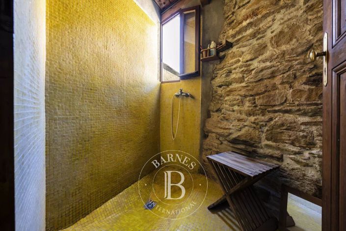 Image No.16-3 Bed House for sale