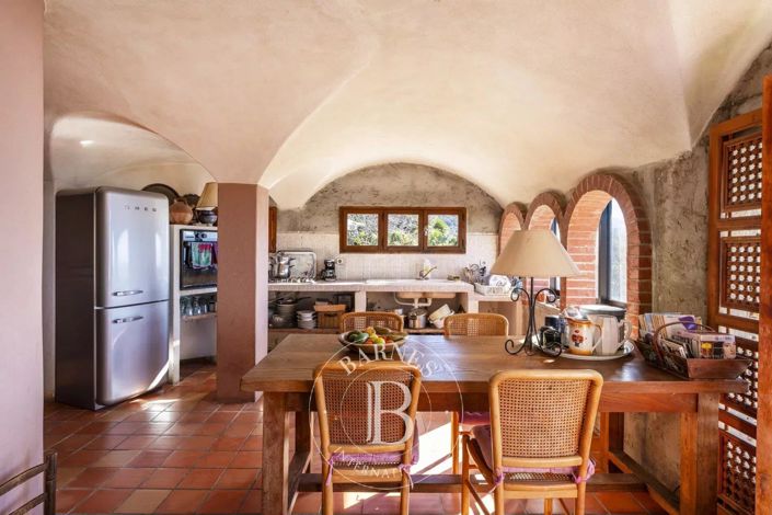 Image No.5-3 Bed House for sale