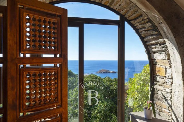 Image No.7-3 Bed House for sale