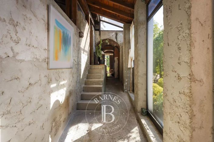 Image No.8-3 Bed House for sale