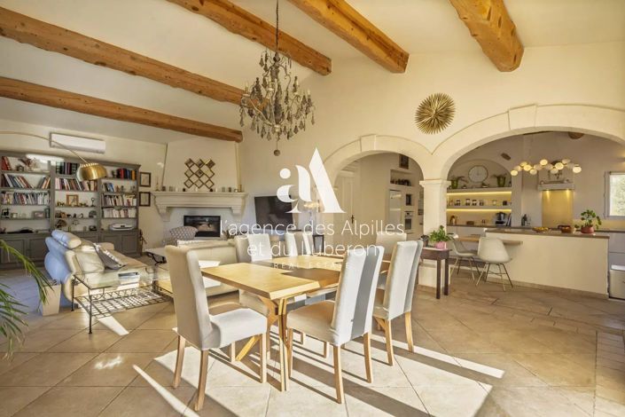 Image No.3-4 Bed House for sale