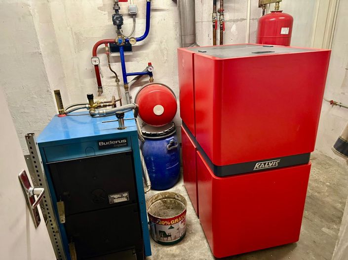 Image No.17-3 Bed House for sale