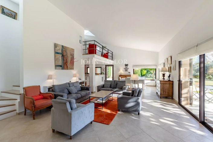 Image No.12-House for sale