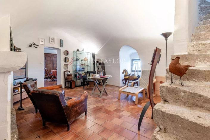 Image No.16-House for sale