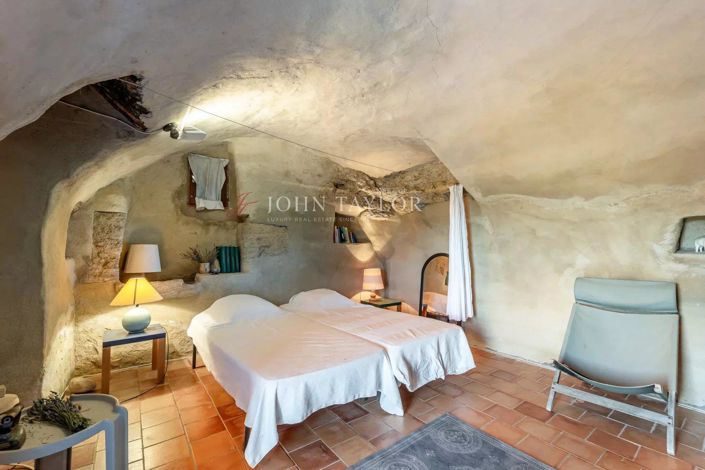 Image No.17-House for sale