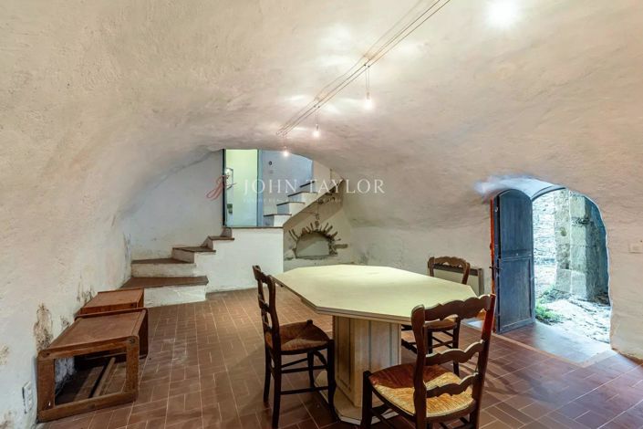 Image No.18-House for sale