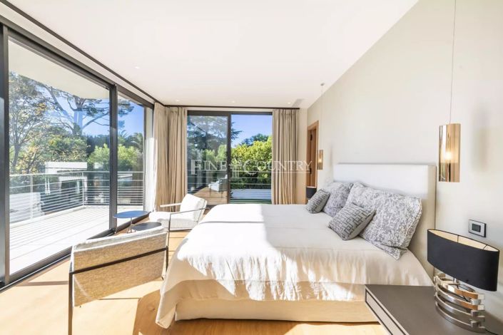 Image No.14-5 Bed House for sale