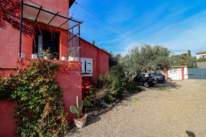 Image No.22-3 Bed House for sale