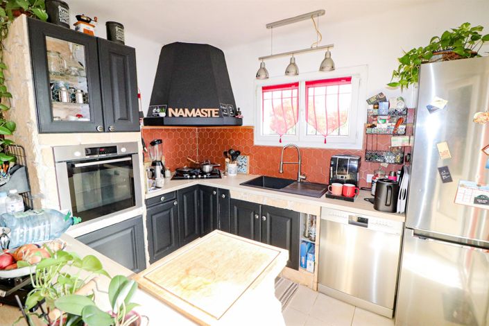 Image No.7-3 Bed House for sale