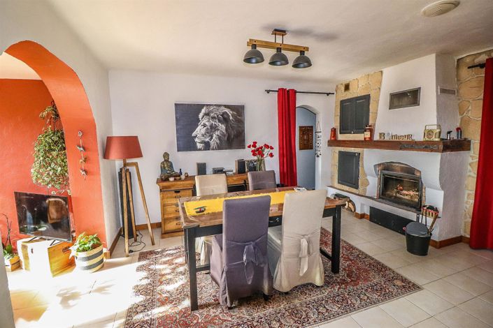 Image No.9-3 Bed House for sale