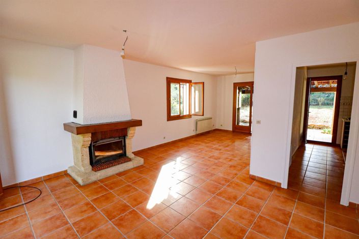 Image No.9-3 Bed House for sale