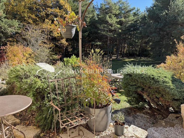 Image No.24-3 Bed House for sale