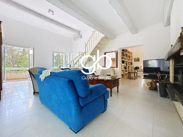 Image No.3-5 Bed House for sale