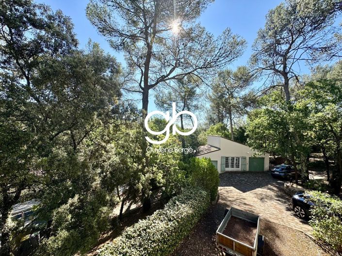 Image No.3-5 Bed House for sale