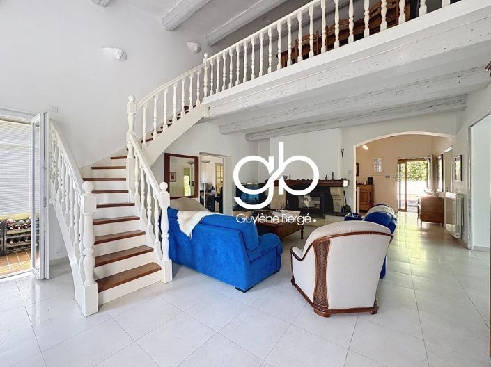 Image No.4-5 Bed House for sale