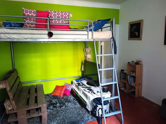 Image No.30-4 Bed House for sale