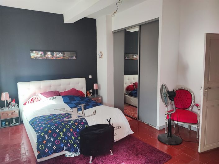 Image No.5-4 Bed House for sale