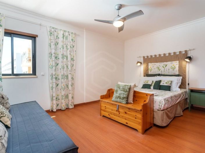 Image No.12-2 Bed Apartment for sale