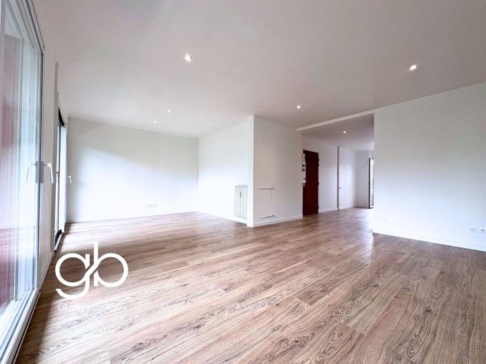 Image No.3-4 Bed Property for sale