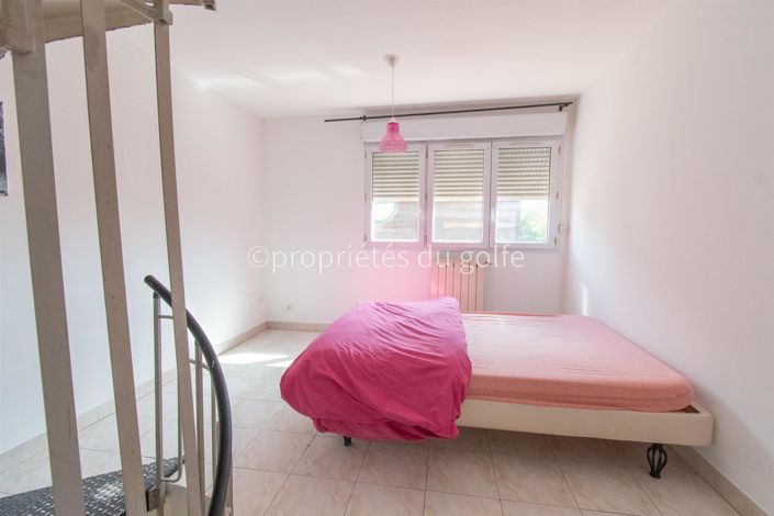 Image No.7-2 Bed House for sale