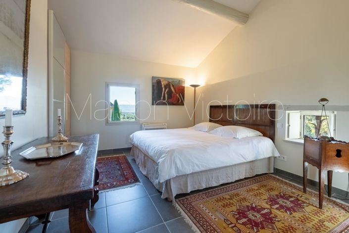 Image No.20-5 Bed House for sale