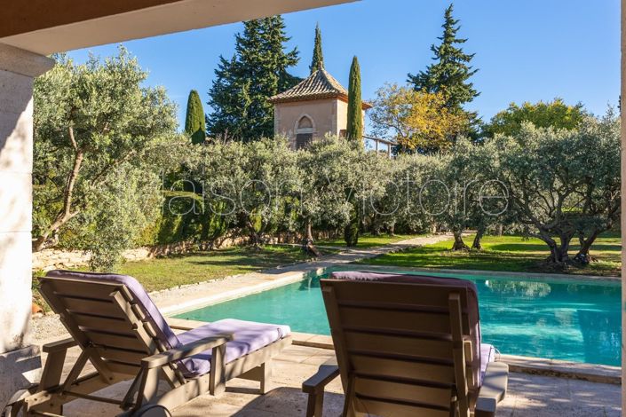 Image No.7-5 Bed House for sale