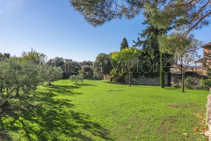 Image No.9-5 Bed House for sale