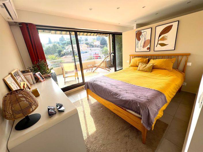 Image No.11-3 Bed Apartment for sale