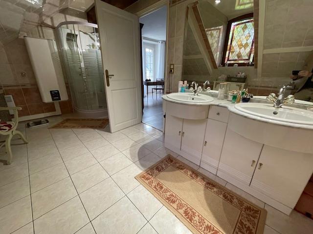 Image No.13-4 Bed House for sale