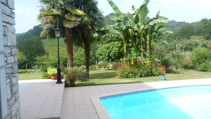 Image No.3-4 Bed House for sale