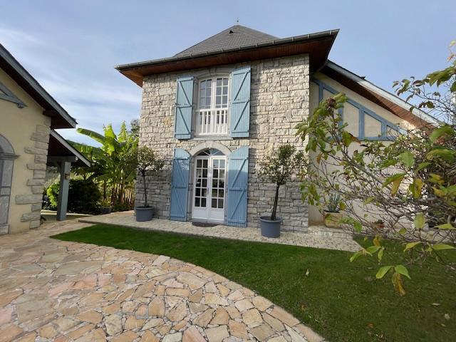 Image No.4-4 Bed House for sale