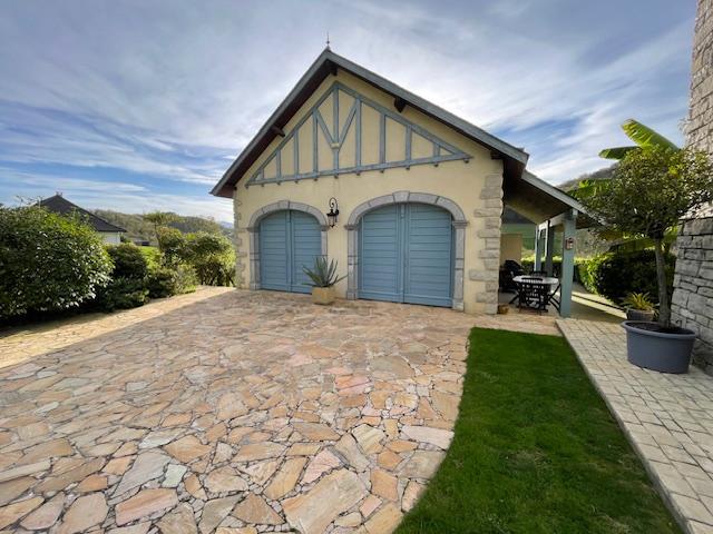 Image No.5-4 Bed House for sale