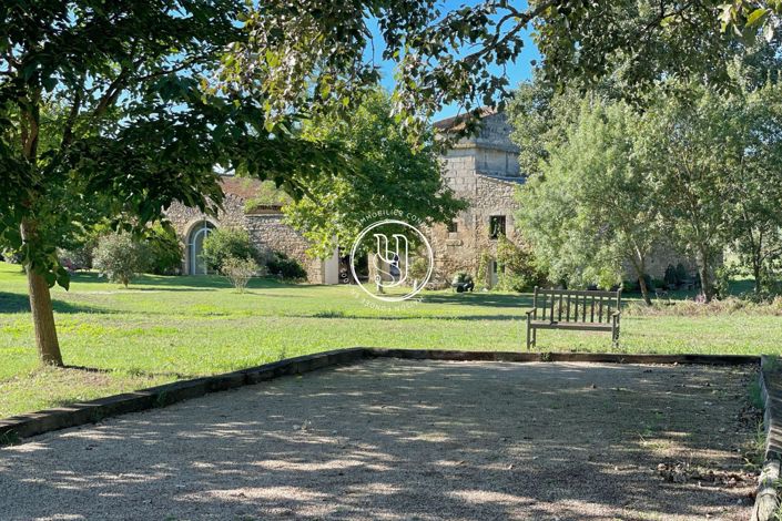 Image No.4-Maison de 6 chambres à vendre à Uzès
