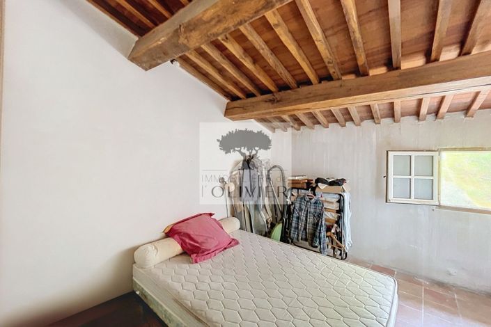 Image No.5-2 Bed House for sale