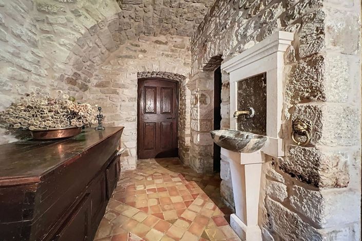 Image No.11-4 Bed House for sale