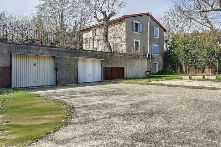 Image No.8-4 Bed House for sale