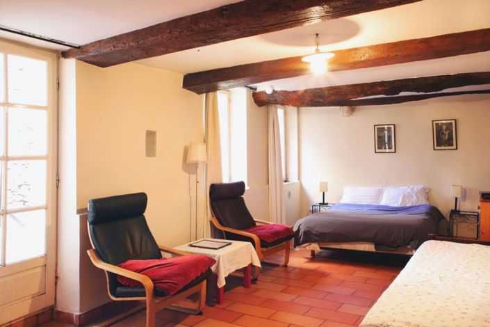 Image No.7-10 Bed House for sale