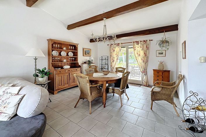 Image No.6-3 Bed House for sale