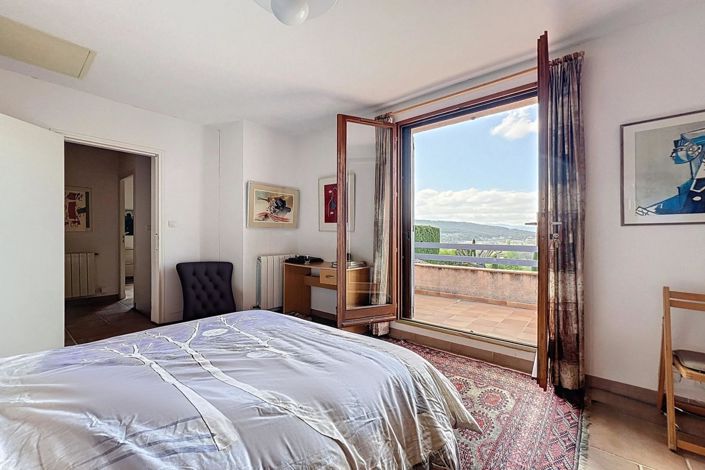 Image No.6-3 Bed House for sale