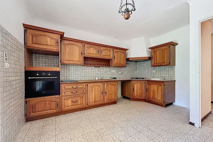 Image No.6-2 Bed House for sale