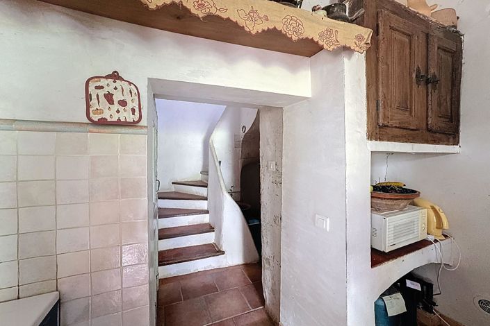 Image No.10-4 Bed House for sale