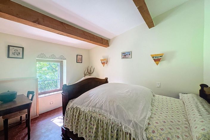 Image No.12-4 Bed House for sale