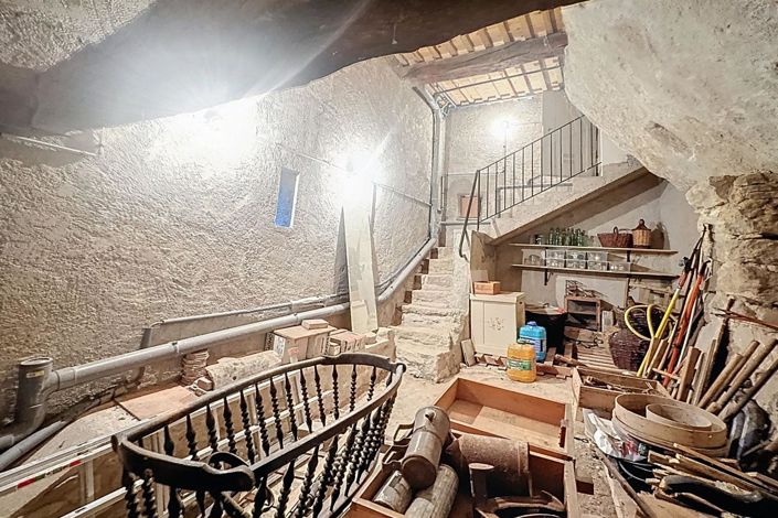 Image No.18-4 Bed House for sale