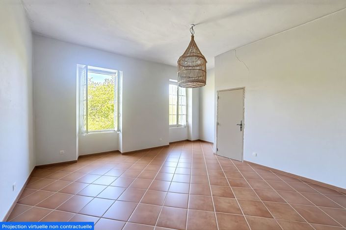 Image No.20-4 Bed House for sale