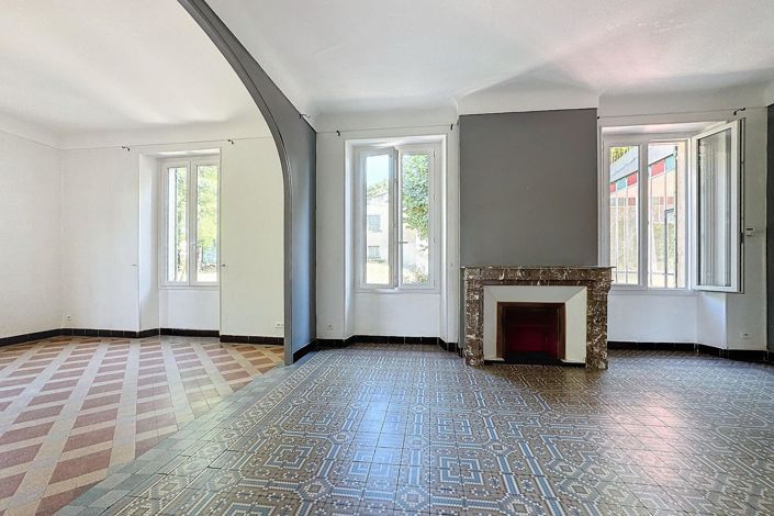 Image No.14-3 Bed House for sale