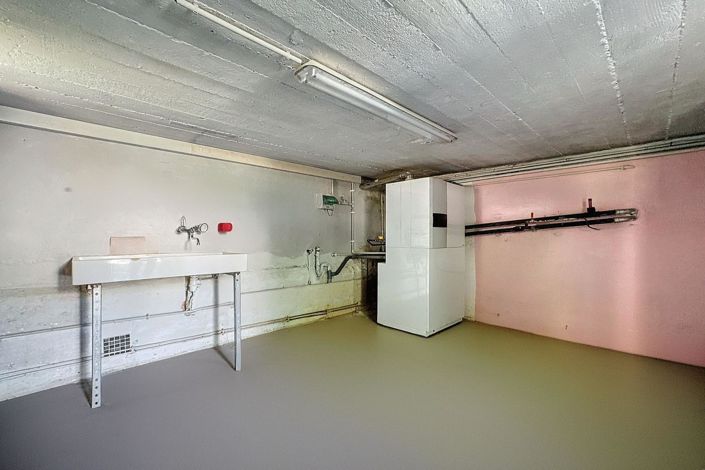 Image No.16-3 Bed House for sale