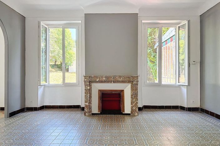 Image No.6-3 Bed House for sale