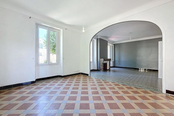 Image No.7-3 Bed House for sale