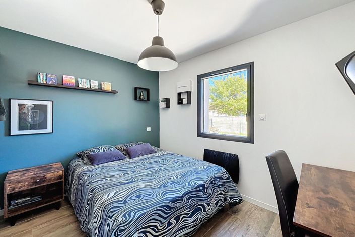 Image No.12-3 Bed House for sale